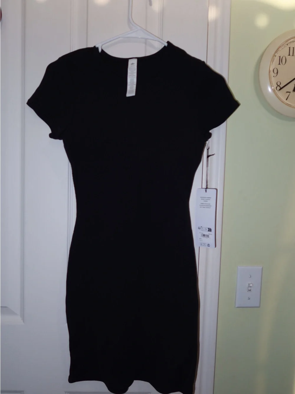 ALO Yoga Black Fitted Short Sleeve Mini Dress